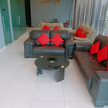 Bluebell Hotel Skudai Eksteriør bilde