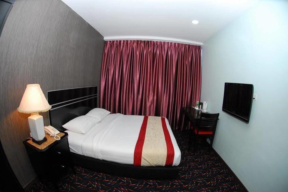 Bluebell Hotel Skudai Eksteriør bilde
