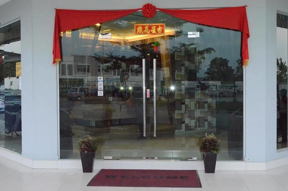 Bluebell Hotel Skudai Eksteriør bilde